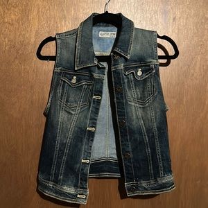 Fox denim vest